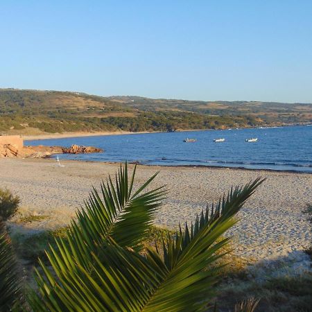 Casa Vacanza Costa Rossa Vista Mare Trinità dʼAgultu Kültér fotó