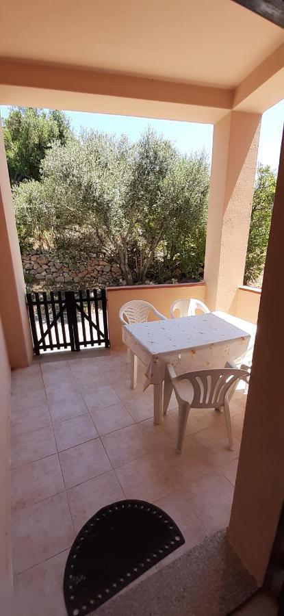 Casa Vacanza Costa Rossa Vista Mare Trinità dʼAgultu Kültér fotó