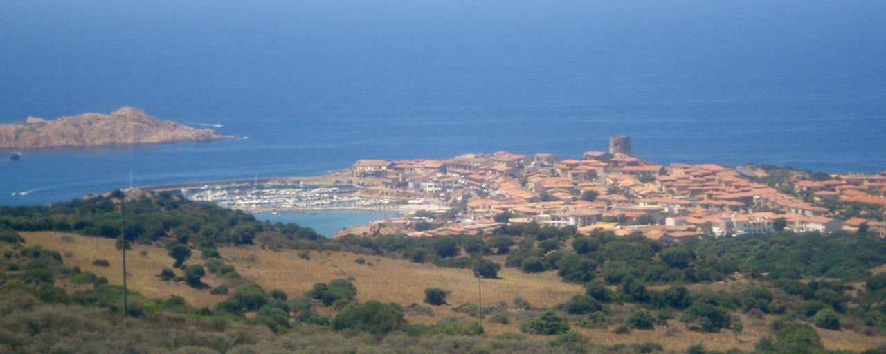 Casa Vacanza Costa Rossa Vista Mare Trinità dʼAgultu Kültér fotó