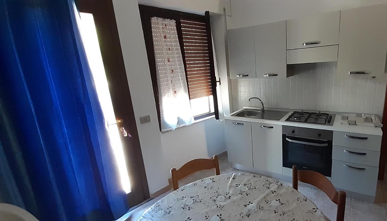 Casa Vacanza Costa Rossa Vista Mare Trinità dʼAgultu Kültér fotó