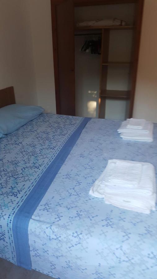 Casa Vacanza Costa Rossa Vista Mare Trinità dʼAgultu Kültér fotó